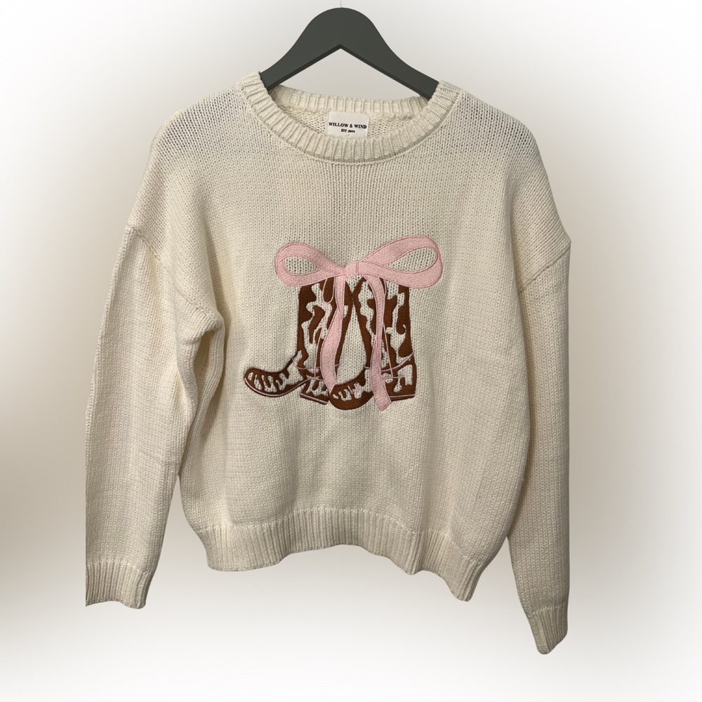Willow & Wind Cowgirl Boots Scoop Neck Sweater Ivory Size XS Relaxed Western NEW